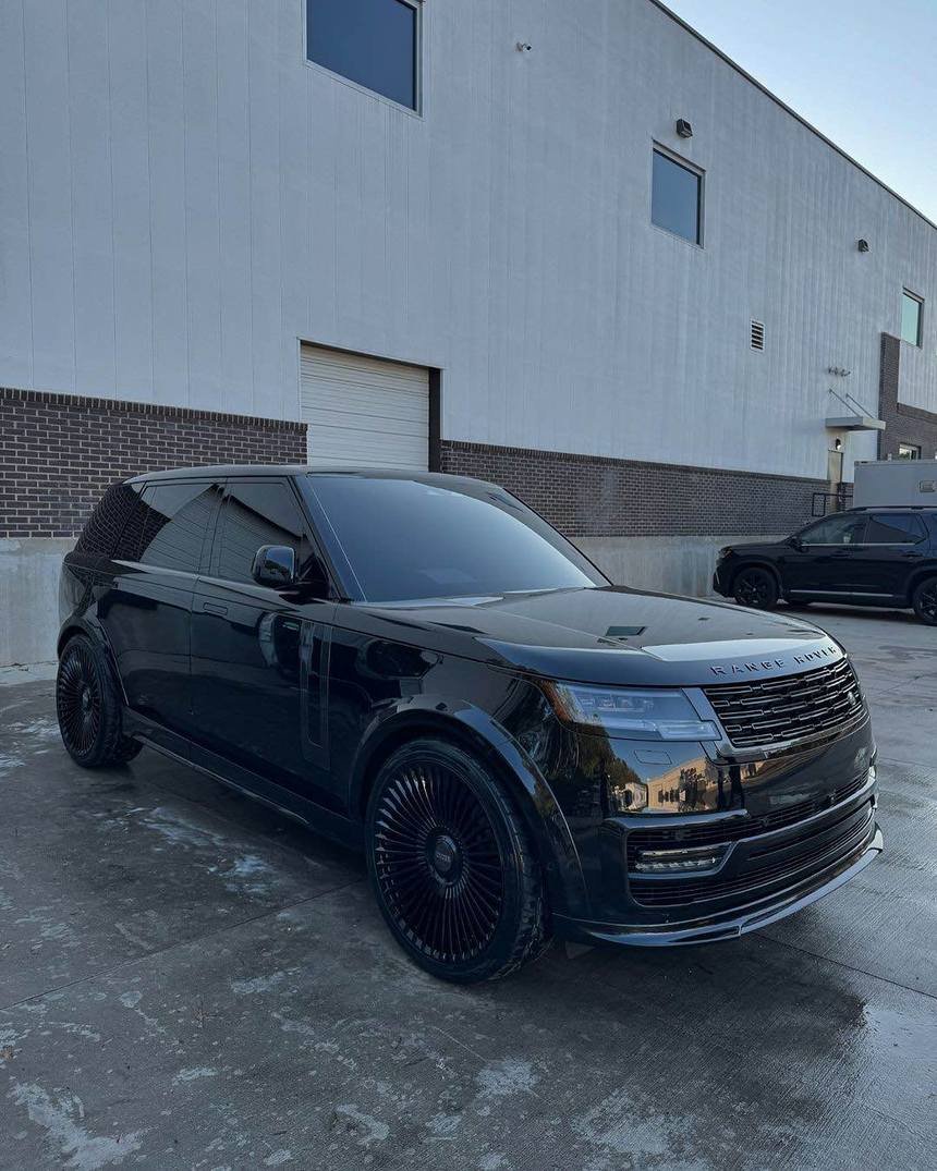 Freshly detailed black Range Rover