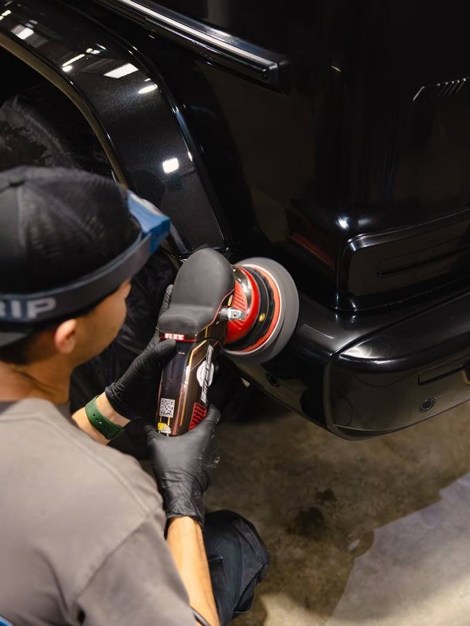 Machine polishing during a two-step correction