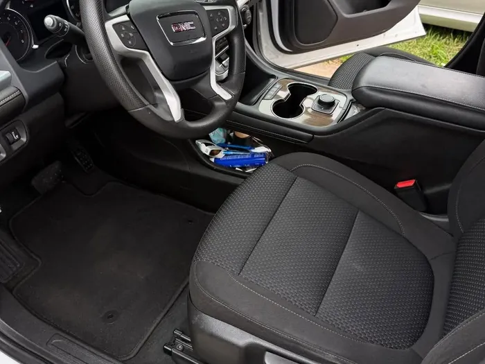 The same driver side after, clean